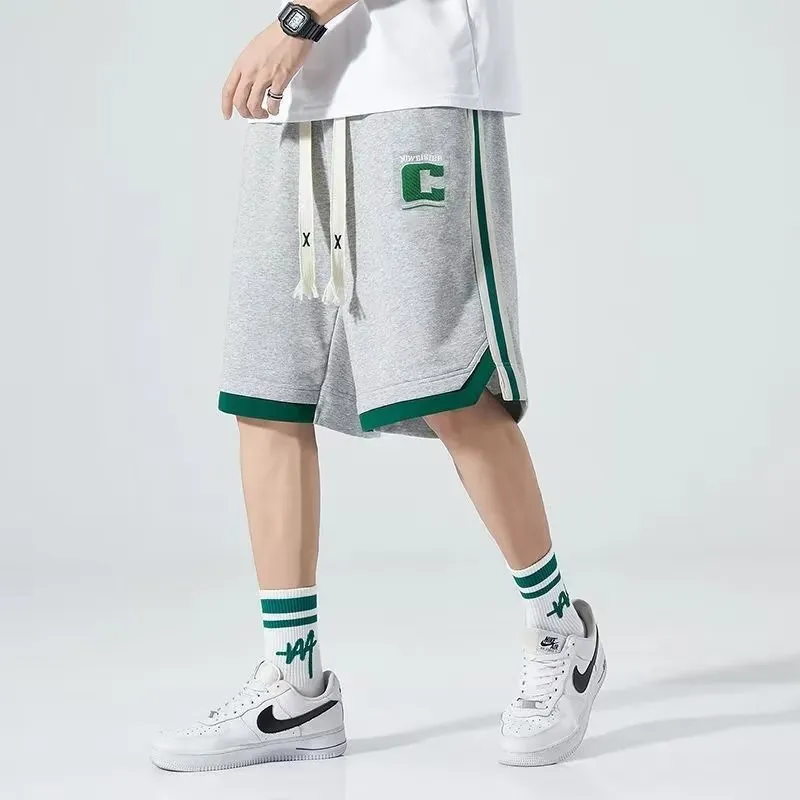 Nowe męskie spodenki na świeżym powietrzu Koreańskie harajuku High Street Half Pants Summer Casual Gray Shorts for Men Basketball Shorts Mężczyźni