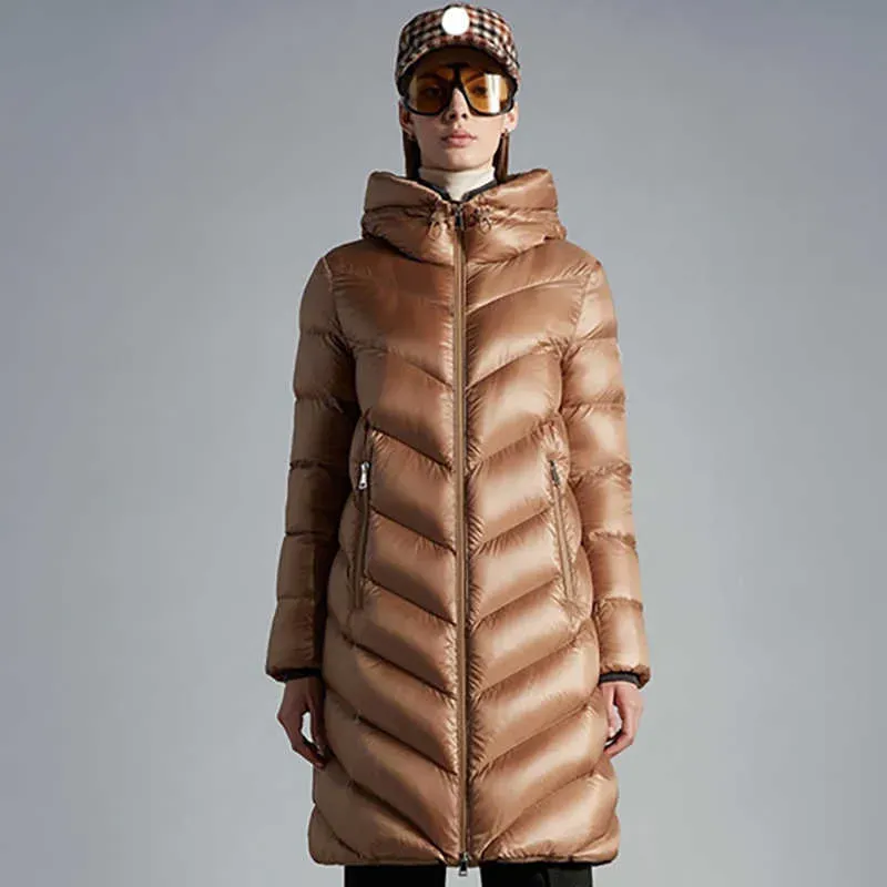 Cambales Designer Women 's Down Jacket 자수 배지 긴 Doudoune Femme 무릎 두꺼운 따뜻한 재킷 여성