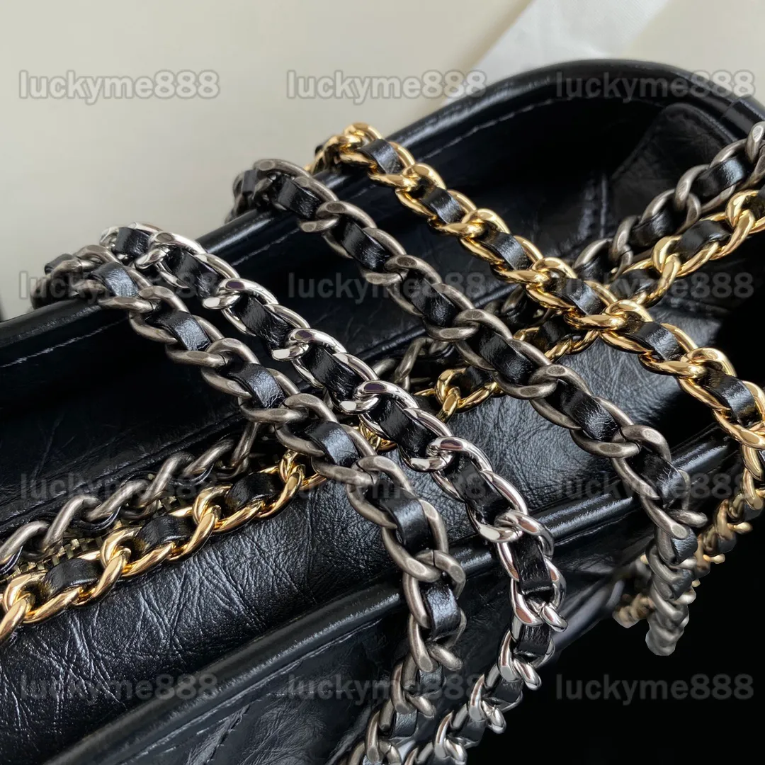 FROM THE ARCHIVES Moschino xH&M 8.5/10 Small in size but