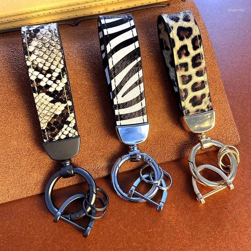 Keychains Luxury Leather Keychain Men Women Creative Leopard Zebra Snake Mönster Buckle Lanyard Car Key Ring Holder Jewelry Presentkedja