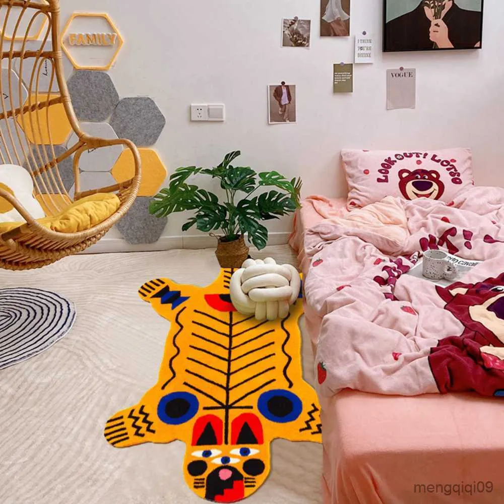 Dywany sztuka dywan nieregularny kształt wzór zwierząt salon dywan puszysty slip sypialnia salon sofa stolik kawowy mata spersonalizowana R230725