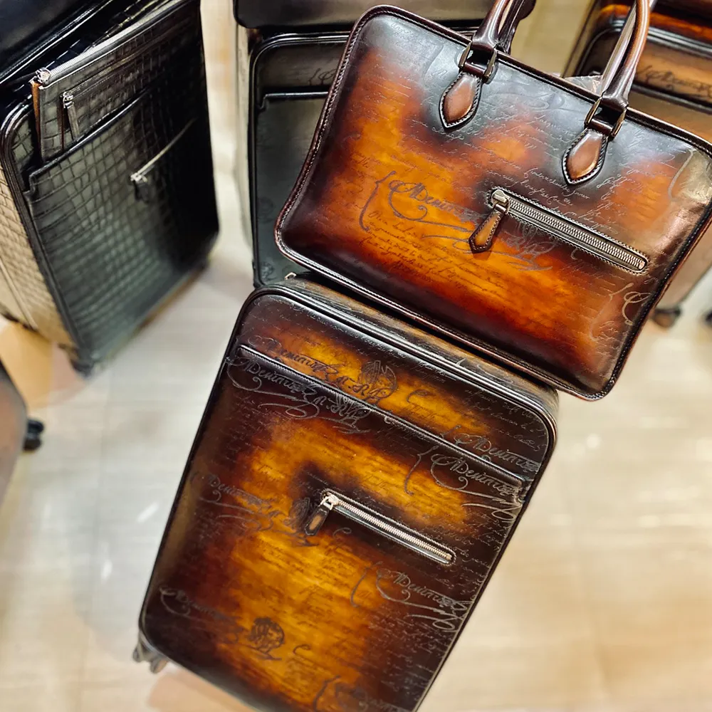 Havacılık Kutusu Berluti Formül Deri Tramvay Kılıfı Benzersiz Tasarım, evrak çantası çizme çubuğu çerçevesi saf el yapımı orijinal leather seyahat çantası ile birlikte kullanılabilir