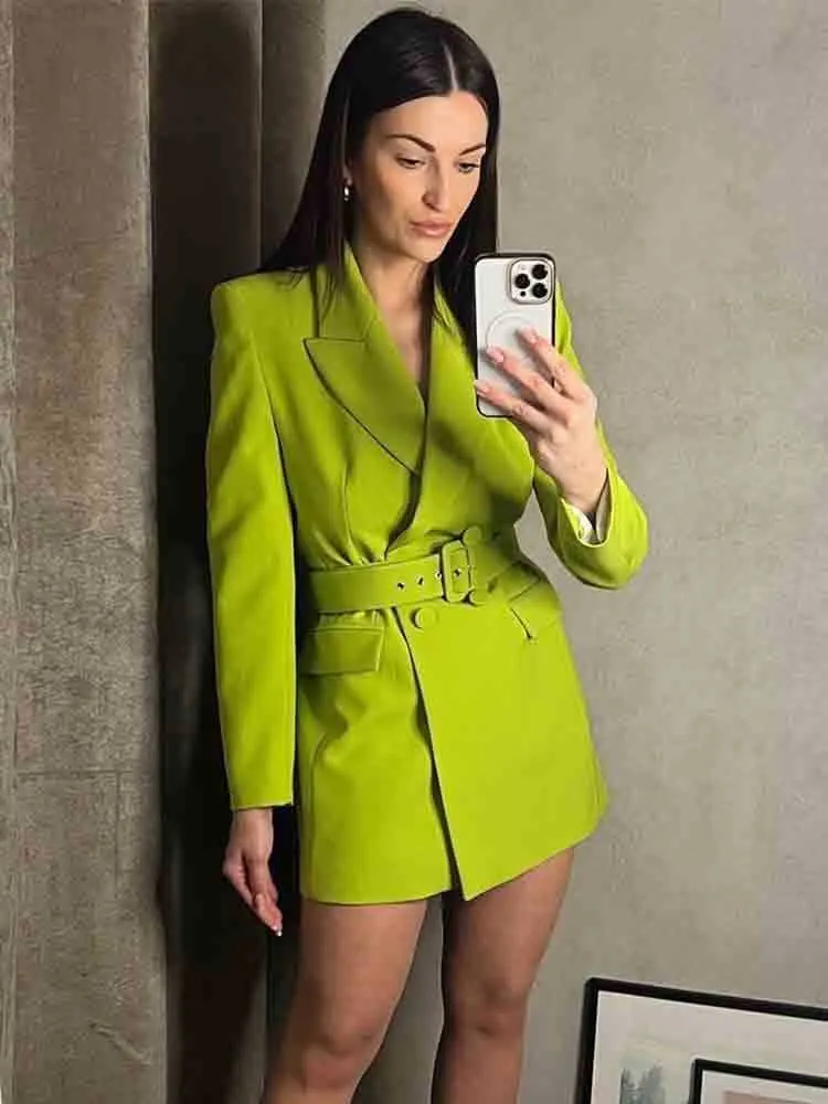 Costumes pour femmes Blazers TRAF Long Blazer Femme Ceinture À Double Boutonnage Veste Femmes À Manches Longues Bureau Porter Blazer Femmes Streetwear Droite Blazers Manteau L230724