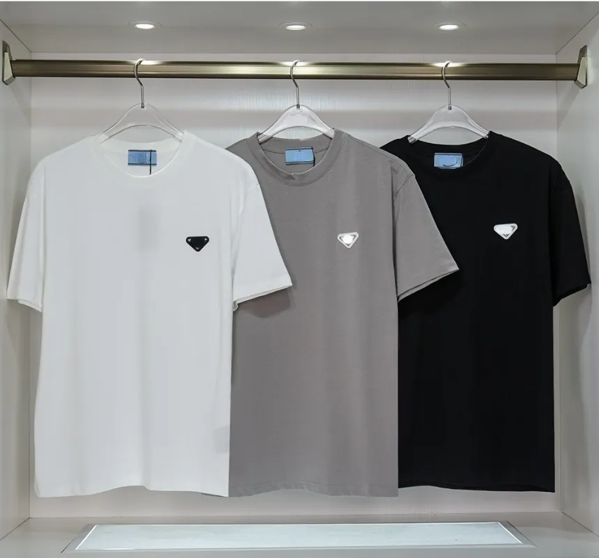 Merk T shirts Classic Triangle Logo Unisex Basic Casual Veelzijdig Heren T shirt Dames Loose Top