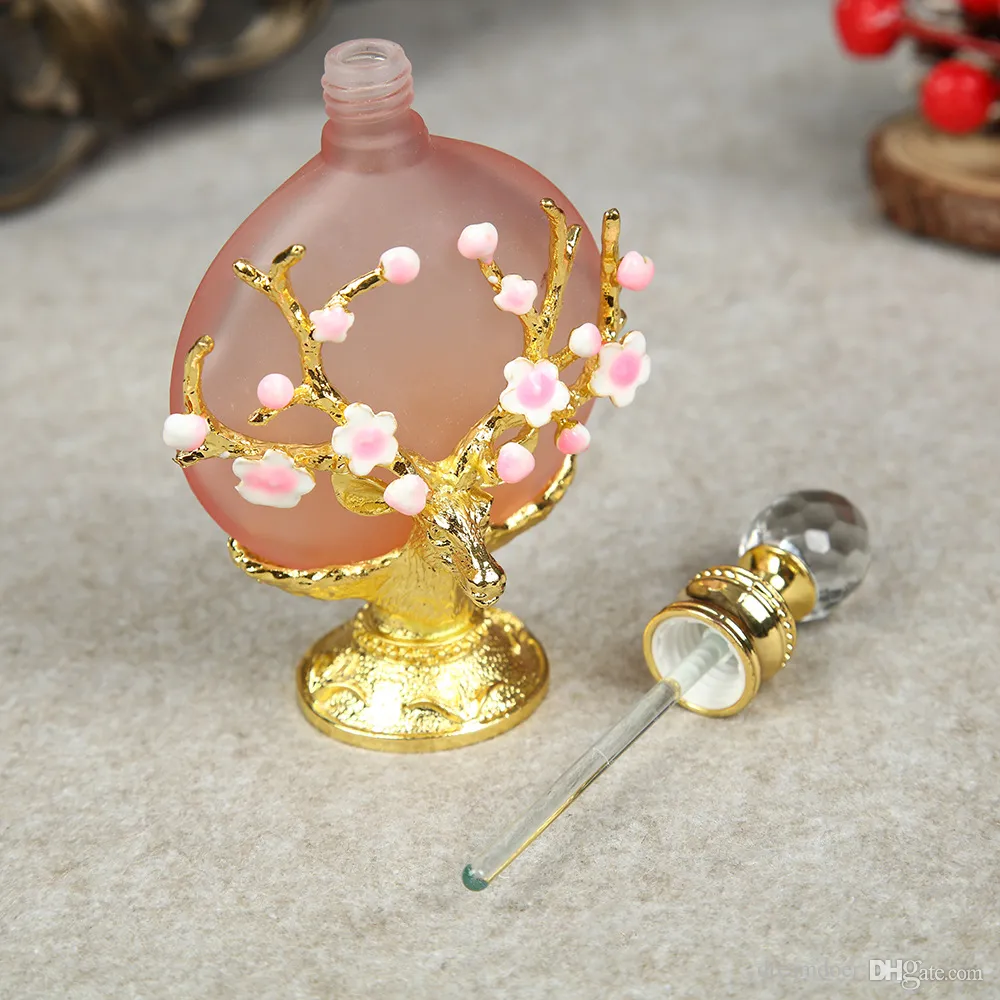 Frascos de perfume de 30 ml estilo árabe frasco de vidro recarregável de óleo essencial cor de ouro flor e veado frasco de perfume vintage