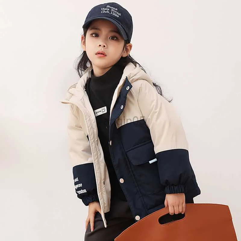 Manteau en duvet Veste à capuche épaissie pour l'extérieur Veste chaude à blocage de couleur 90% duvet de canard blanc Veste en duvet pour enfants Veste mi-longue en coton HKD230725