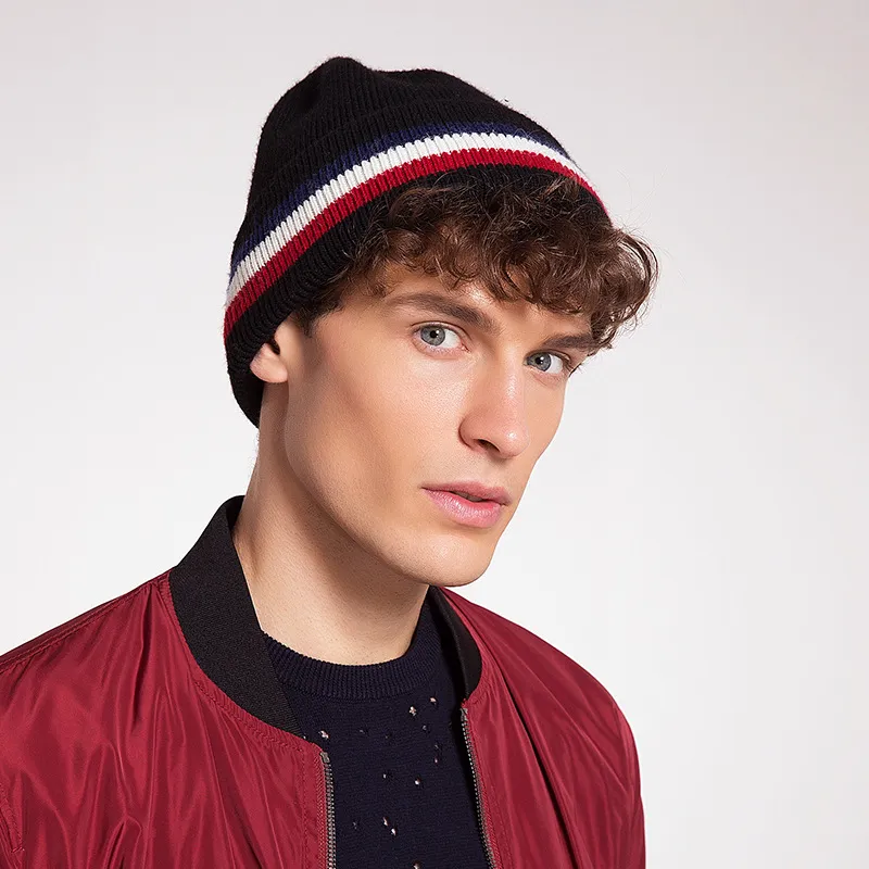 Bonnet/Casquettes De Créateur Bonnet De Mode Fête Chaud Contient Un Chapeau En Tricot De Laine Site Web Reconnaissable NFC Vêtements D'intérieur Et D'extérieur Mode Tendance Produits De Haute Qualité