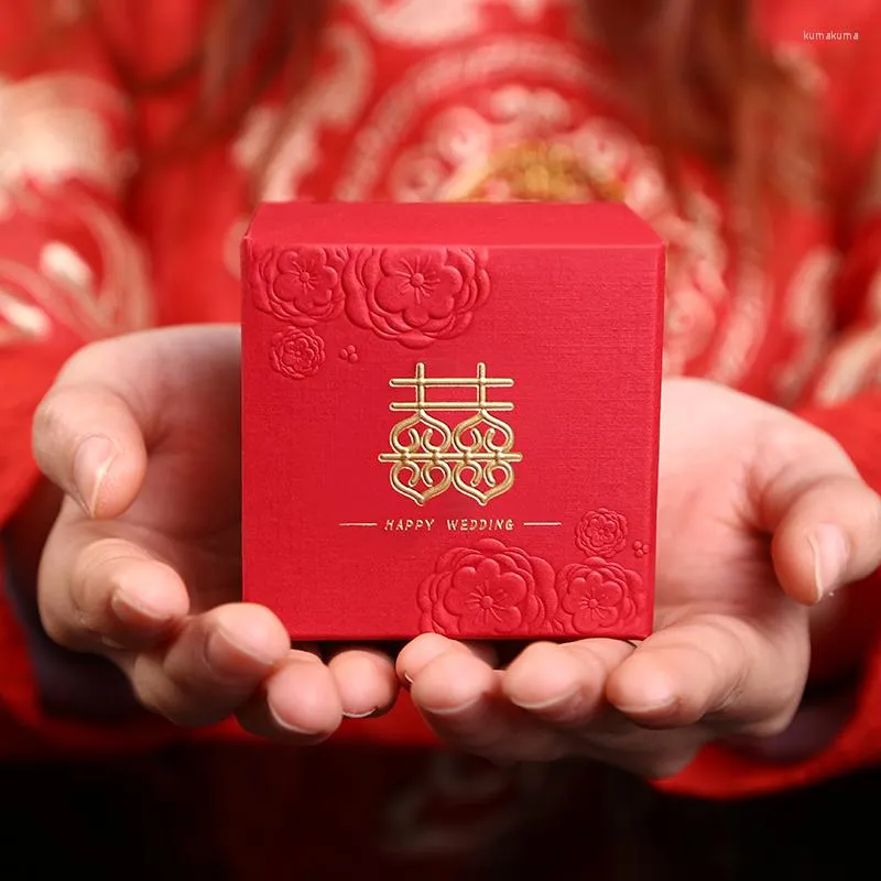Present Wrap Wedding levererar kinesisk stil godislåda netto rött papper