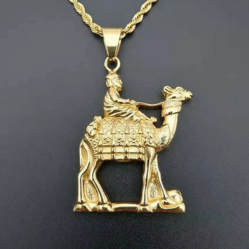 Pendentif Colliers Plaqué Or Hommes De Luxe Cristal Vintage Hip Hop Grand Chameau Pendentifs Collier Animal Bijoux Hommes Femmes Cadeau