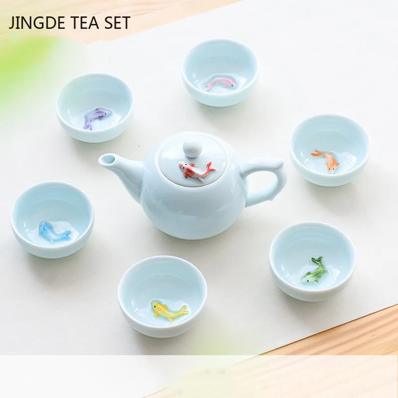 Tea Cups Creative Ceramic Small Fish Teacup Set Portable Pot and Cup Chinese Ceremony Supplies Anpassade Teaware -gåvor 230724