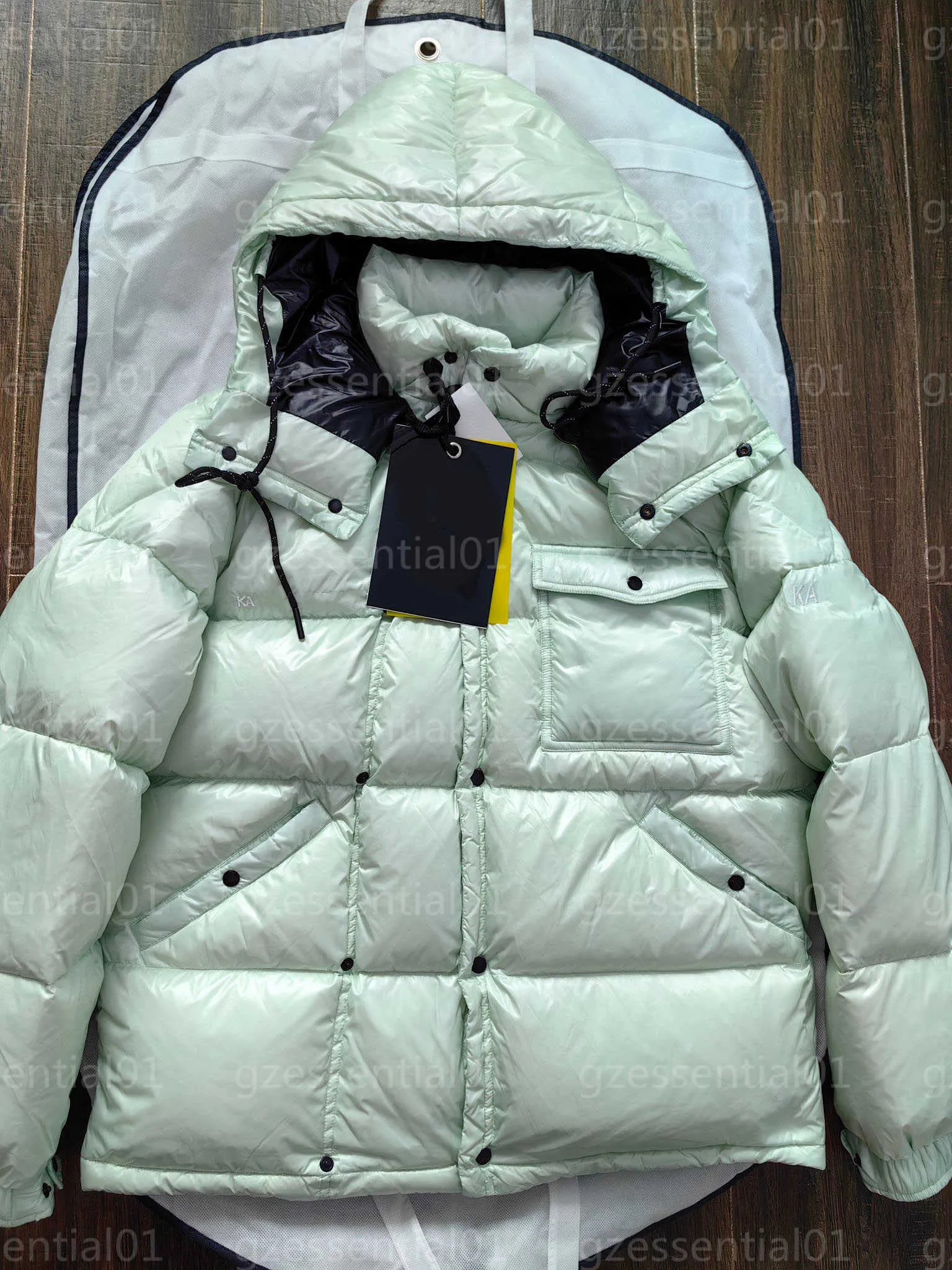 Mens Down Parkas Down Jacket Designer Män Kvinnor Puffer Coat Vinter Varma toppar Utomhus värme Casual Pälssläck Lång ärm Hög hals Huven Vattentät vindtätare