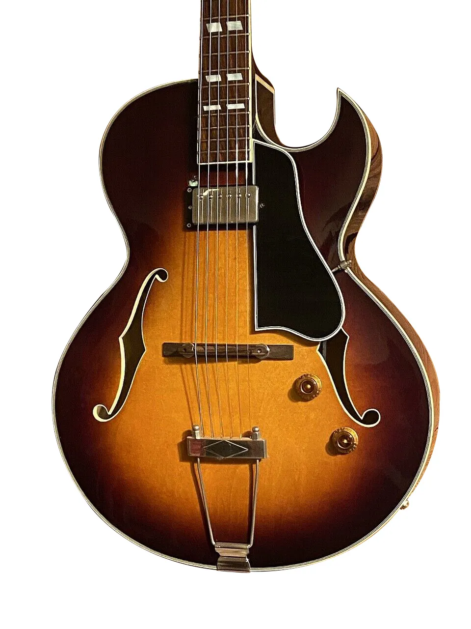 Eastman AR-175CE Sunburst ハードケース付き Eastman AR-175CE