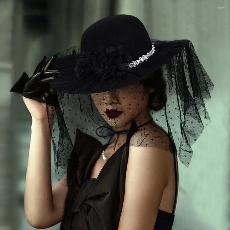 Beralar Kadın Tüylü Çiçek Fascinators Hats Vintage Feel Fedoras Hat Kokteyl Çay Partisi Kovası Peçe Düğün