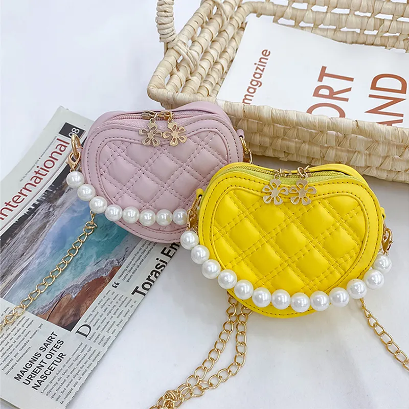 Borsa A Tracolla Per Bambina A Forma Di Cuore – Mini Borsa Principessa Con Manico Di Perle E Catena Metallica – Pelle PU Con Griglia Diamantata, 5x4x4 Cm