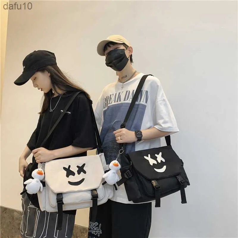 2023 Japoński w stylu Messenger Bag Mężczyzn School Student School Cross Body Body Bagels Zakupy duże ramię na płótnie torby na torby L230704