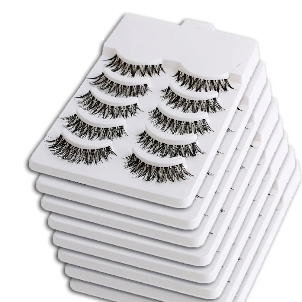 Faux cils 50 paires de longs cils naturels noirs cils de maquillage à la main beauté étendue croisée Faux cils en gros et gouttes pour les yeux 230724