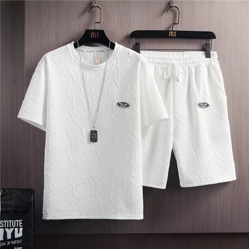 Herrspårar Summer Tshirt Shorts 2 Pieces Set White Tracksuit Men's 3D Letters Vintage Streetwear Creative Pattern Men Set Shorta Outfits 230724