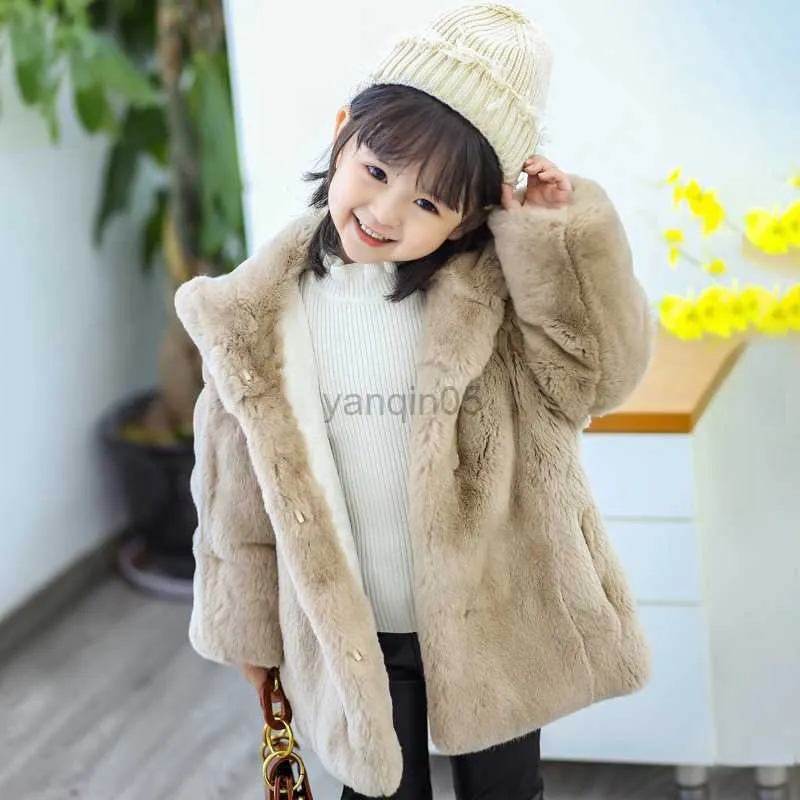Manteau avec vrai fourrure hotsell