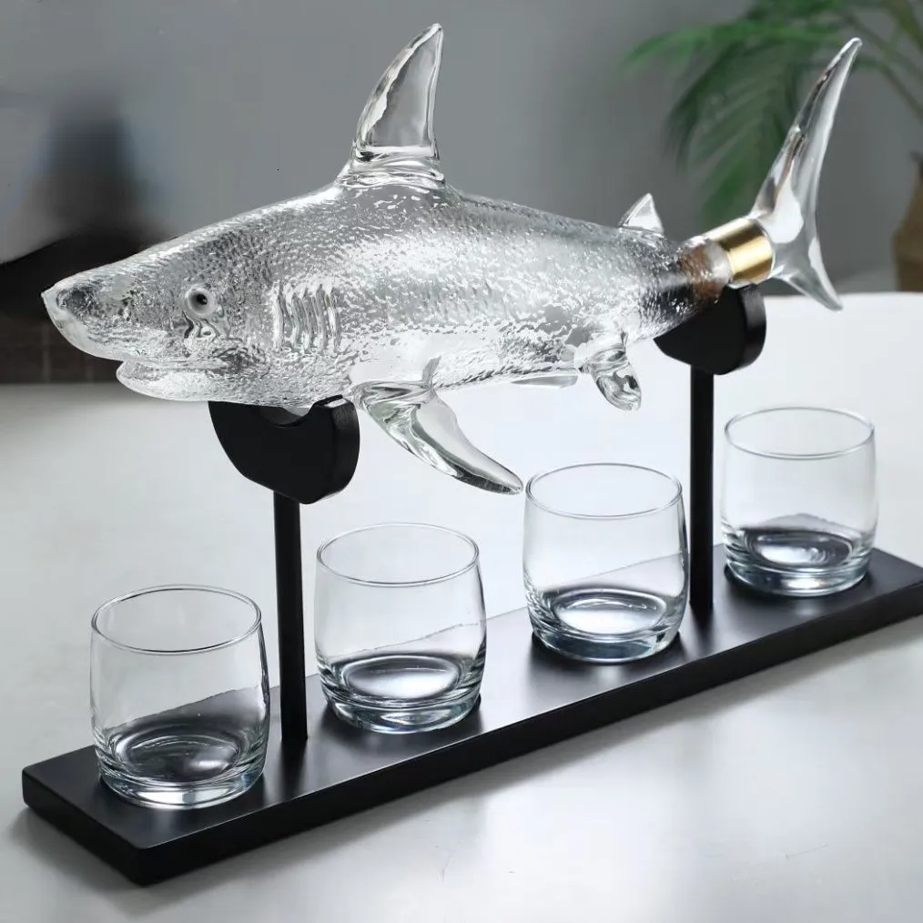 initial wine glasses Set of 4 main image 1