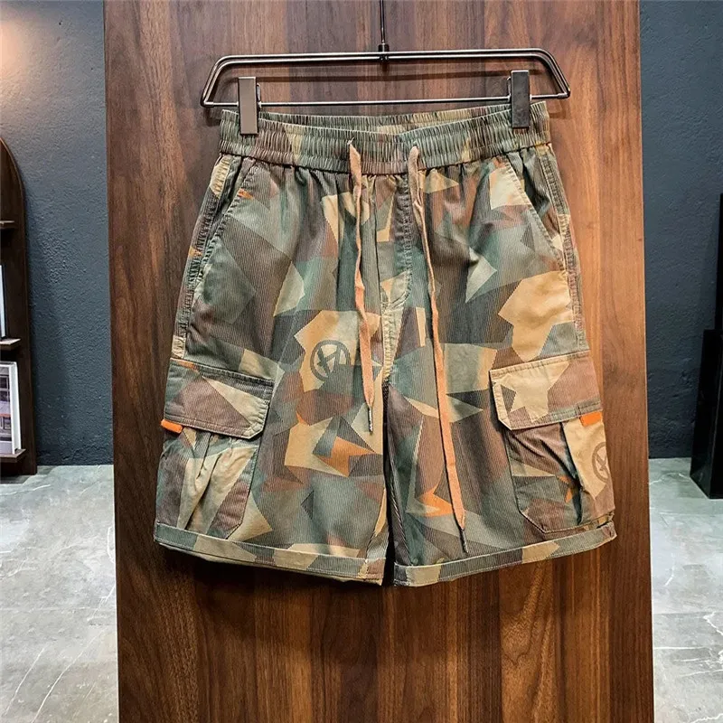 Herenshorts Heren Zomer Camo Goederenshorts Heren Koreaanse mode Losse Ins Casual 1/5 broek Straatkleding Shorts 230724