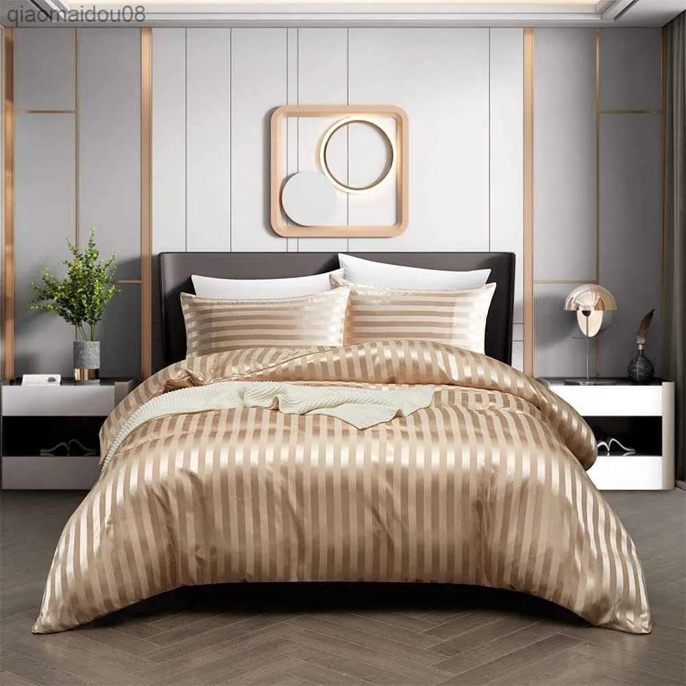 Ensemble de literie en satin de luxe housse de couette avec étui Style européen Double King Size couvre-lit confortable linge de lit sans feuille L230704
