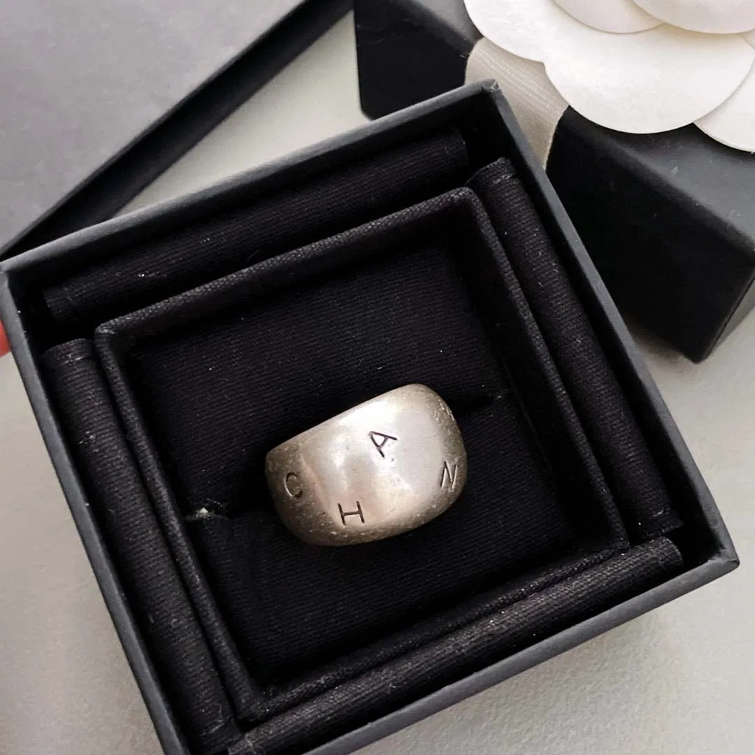 2023 Luxury quality charm band ring silver plated with words desgin have box stamp special style PS7353B