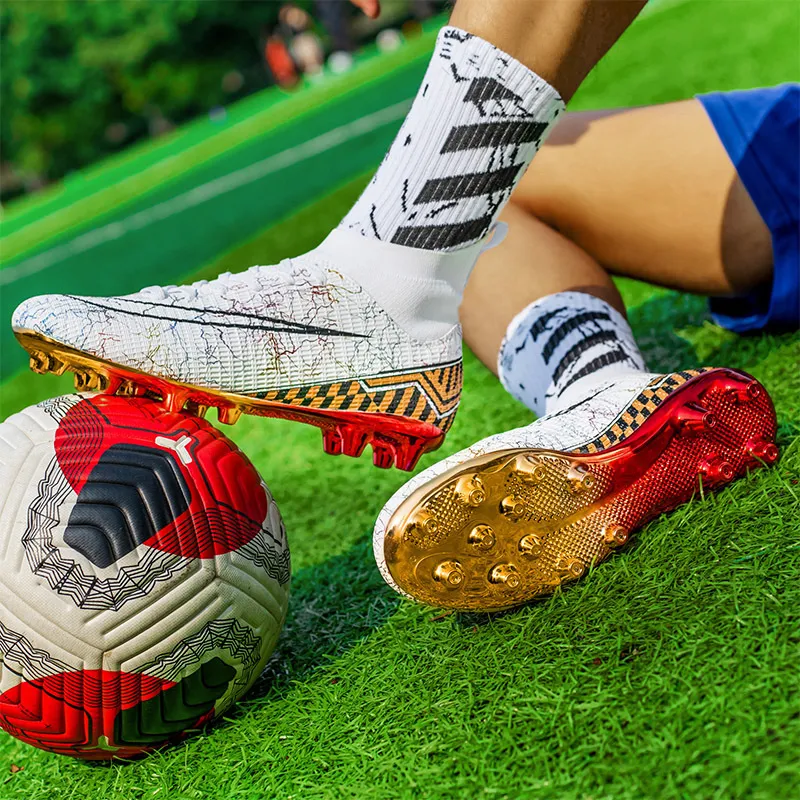 Professional Mens Safety Flat Soccer Shoes Antislip Breathable