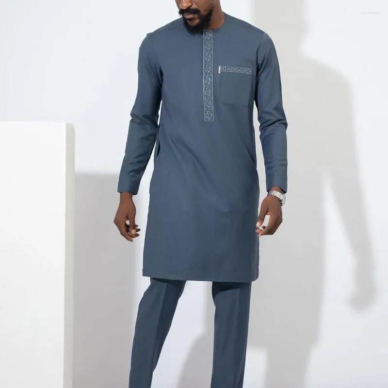 Survêtements pour hommes Caftan Costume Africain À Manches Longues Broderie Style Ethnique Chemise Et Pantalon 2 Pièces Ensemble De Noce Designer Hommes Vêtements