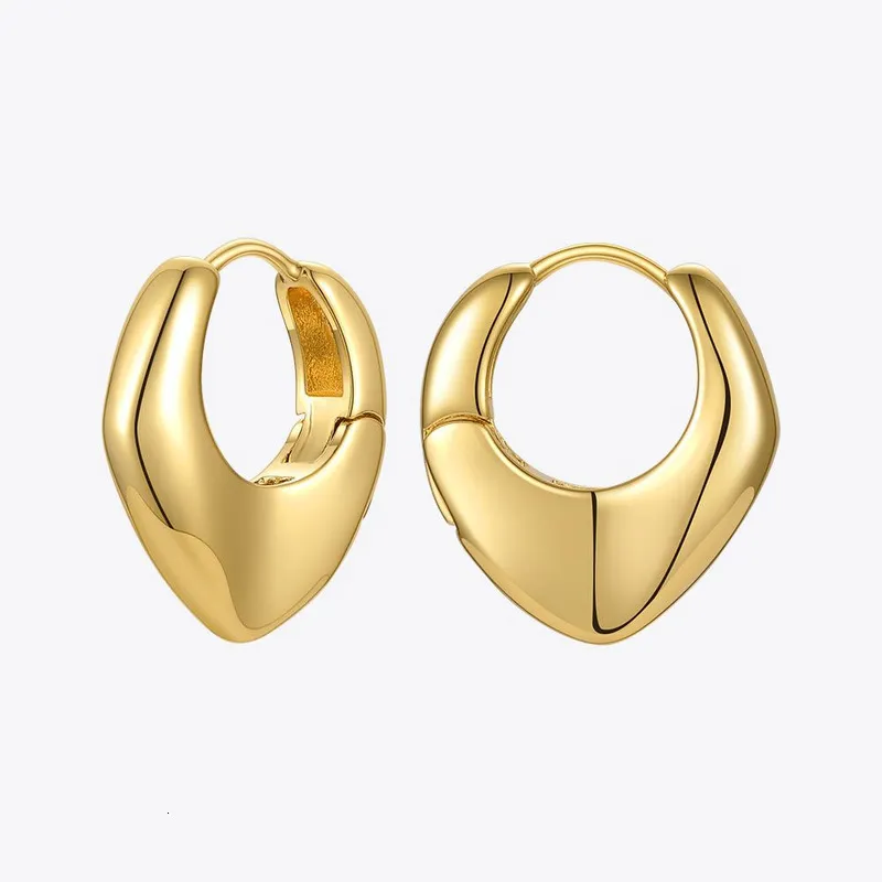 Stud ENFASHION Orecchini a forma di cuore cavo da donna Orecchini a bottone in oro Regalo di compleanno Gioielli di moda traforati Kolczyki E211278 230725