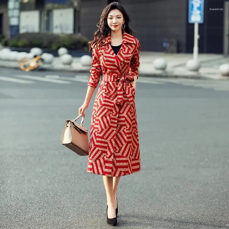 Korki damskie płaszcza jesienna długa płaszcz francuska elegancka koreańska swobodna luźna kurtka 2023 Kobieta z podszewką mody CoA