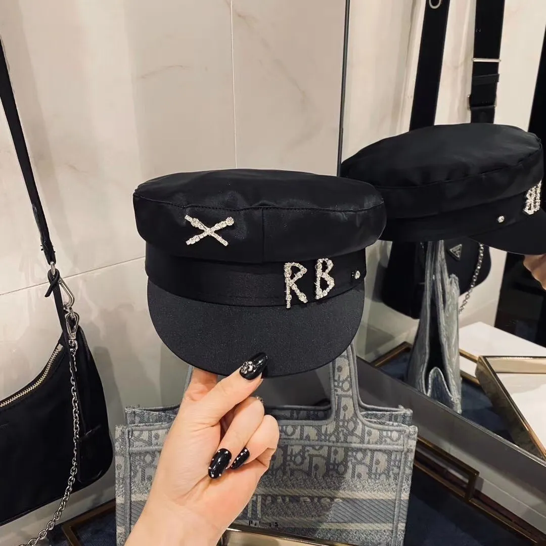 Berets Designer Net Red Explosive Letters RB Satin Navy Hat Casual Breathable Pilot Hat Socialite sboy Cap Flat Top Cap 230725