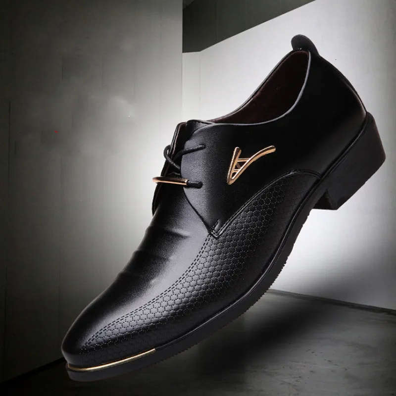 Chaussures habillées marque de luxe en cuir hommes mode formelle Oxford Business Design pour homme pointu grande taille 230725