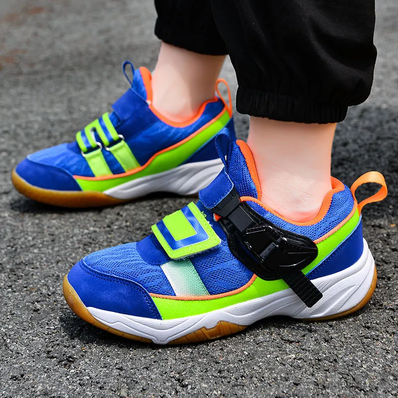 DHgate Premium Kids Badminton Shoes All Season Volleyball Training Sneakers for Children high quality Tennis Footwear Boy Girl Baby Kids Maternity