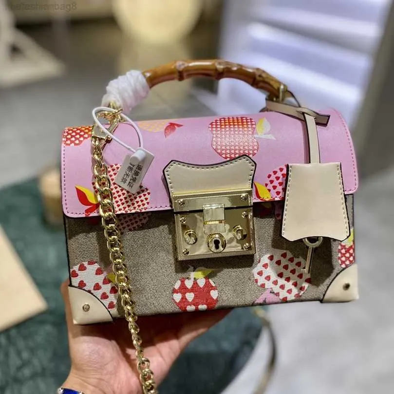 Klasik Luxurys Designer Apple Çiçek Çanta Mektubu Deseni Lüks Bayanlar Çanta Tote Tote Cüzdan Omuz Çantaları Crossbody Canse Fashion Lady