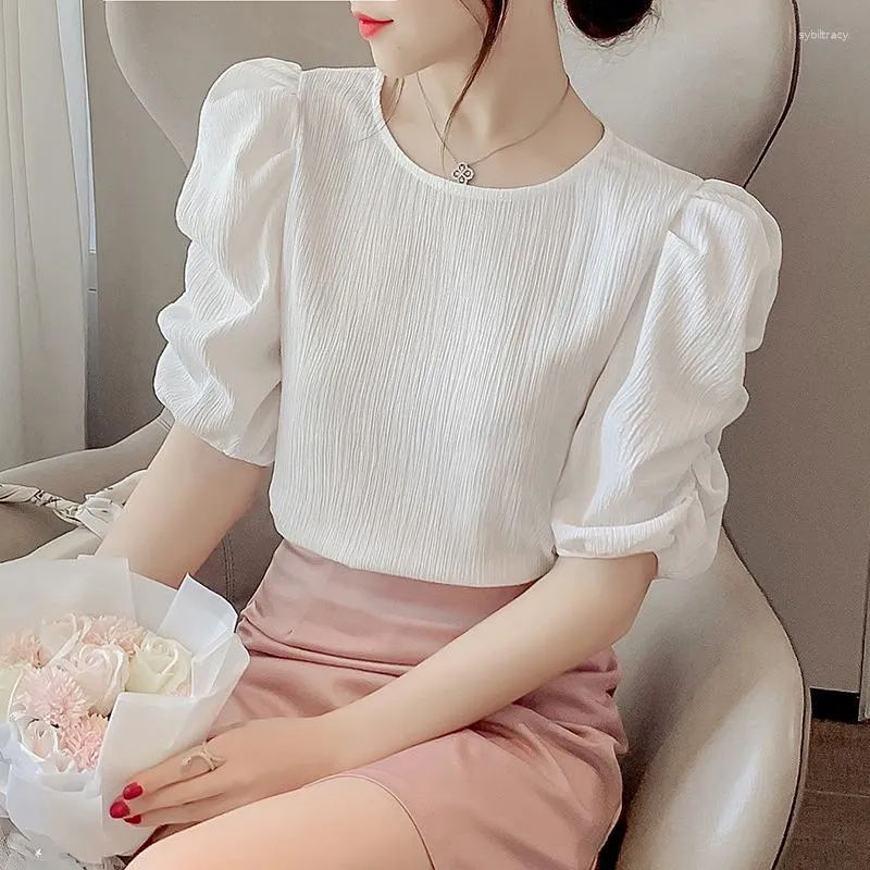 Kadın bluzları Fransız kabarcık kolları şifon gömlek yaz 2023 benzersiz kısa kollu üst moda ve güzel küçük