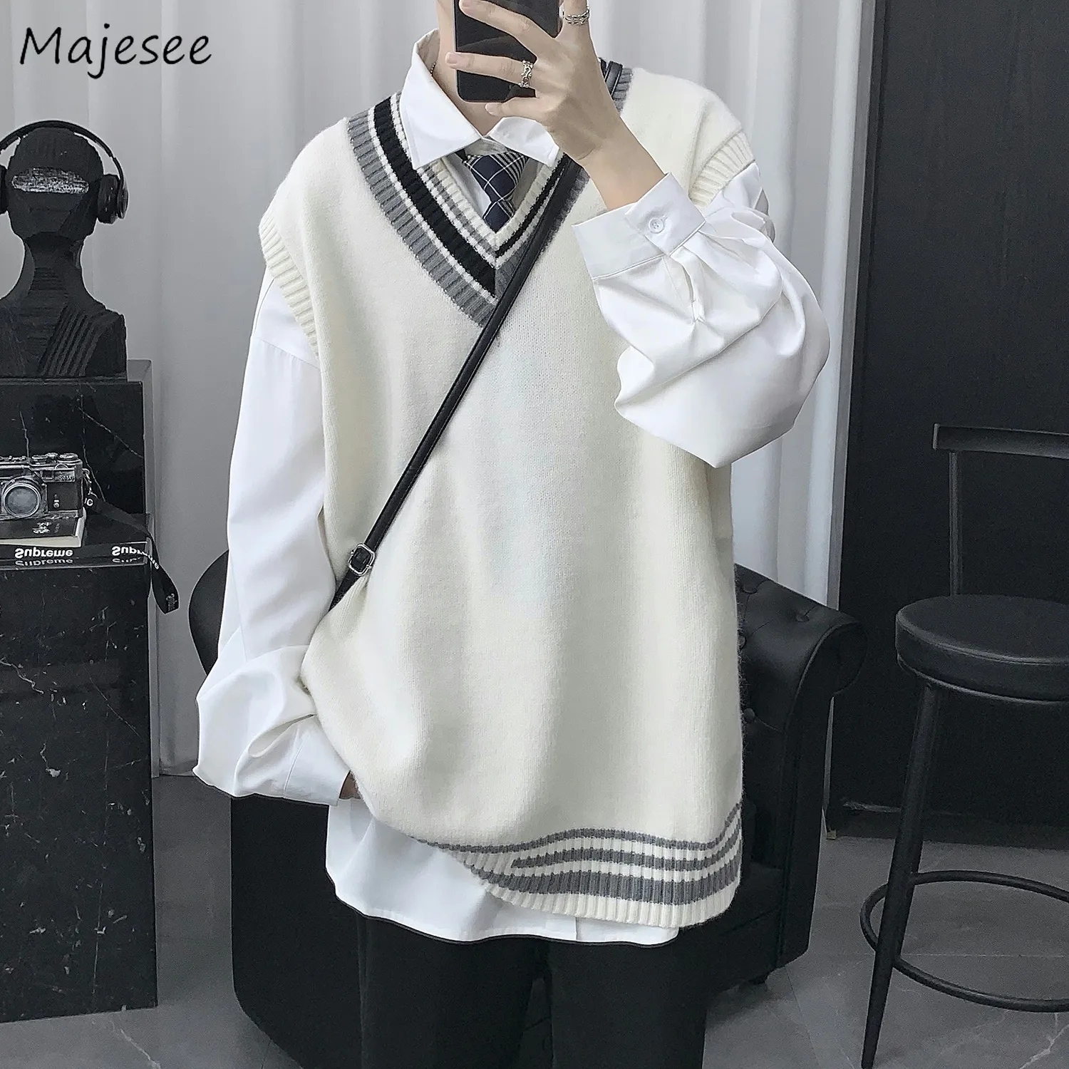 Men's Vests Oversize Sweater Vests Men Patchwork Preppy Style Couple Soft Knitwear Leisure Hipster Unisex Homme Sleeveless Jumpers All-match 230725