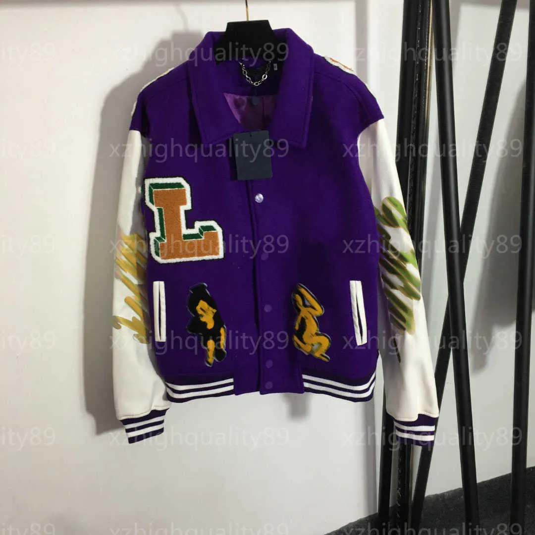 Giacca da donna Cappotti da baseball da uomo Giacche calde Modelli di coppia Elegante bello ricamato Lettera Patchwork Cappotto a maniche lunghe Viola Abiti firmati Donna