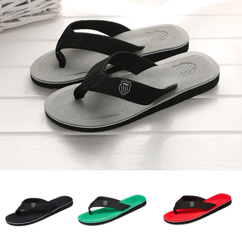 Zapatillas de verano para hombre, chanclas, sandalias de playa, zapatos planos informales antideslizantes, casa interior para toboganes al aire libre 230726