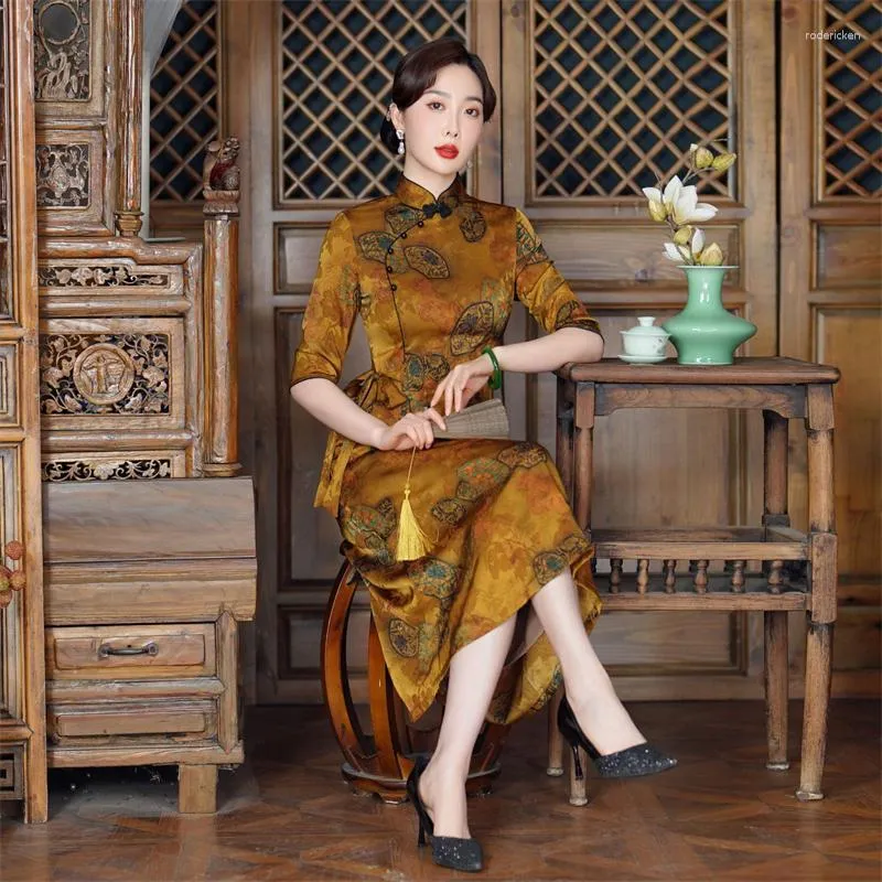 Vintage Mandarin Collar Gold Cheongsam Elegant Chinese Style Qipao Vestidos For Women From Rodericken 48.04 DHgate.Com