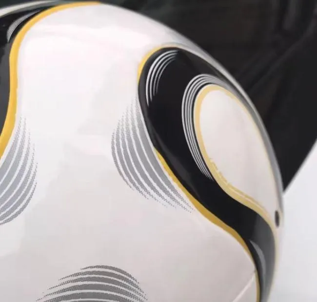 2004 world cup soccer ball