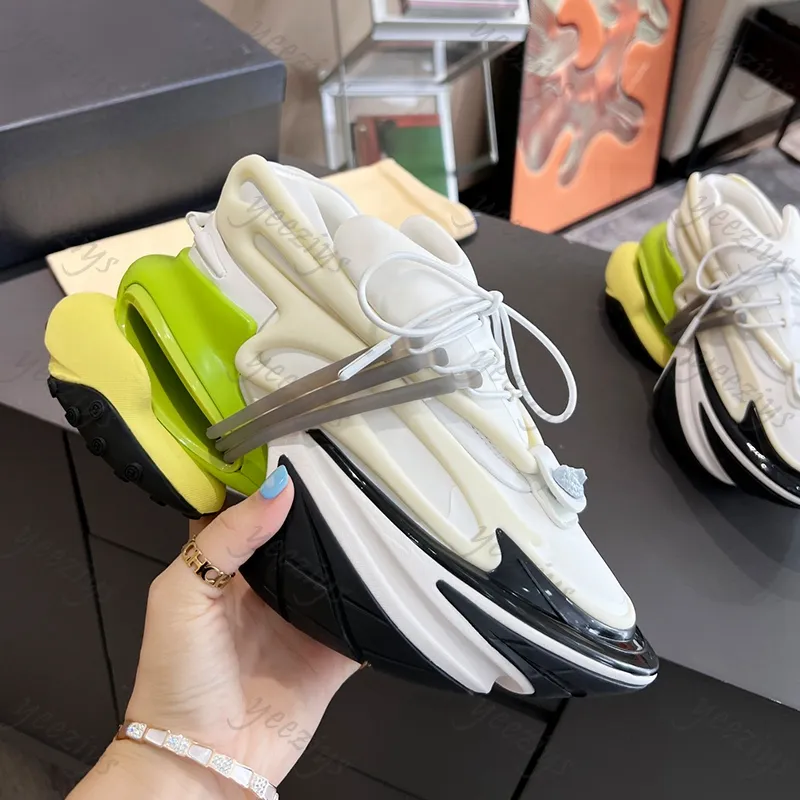 Adidas con unicornio 2025