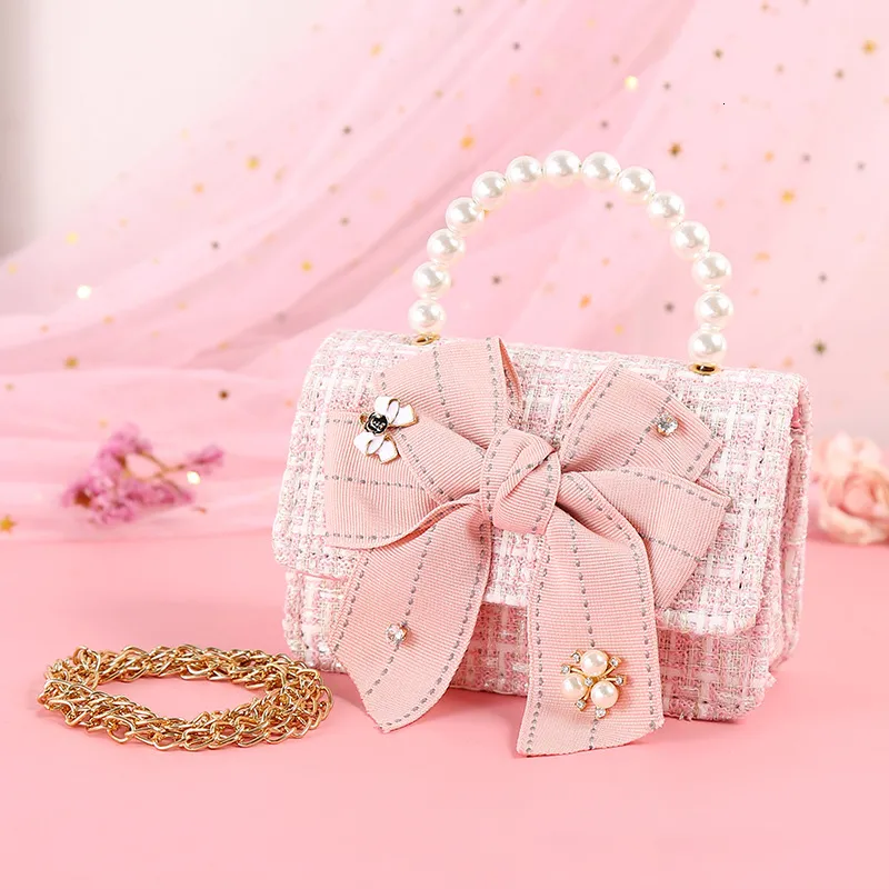 Mochilas Cute Girls Pink Mini Bow Crossbody Bolsos Little Girl Plaid Purse Pequeño bolso de perlas Kids Party Hasp Messenger Bag Kid Monedero 230726