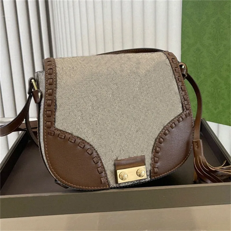Женская сумка маленькая седла с кросс -кусочком 2023 качественный роскошный дизайнерский клатч с клатчкой знаменитая сумочка кожаная сумка кожа T090#