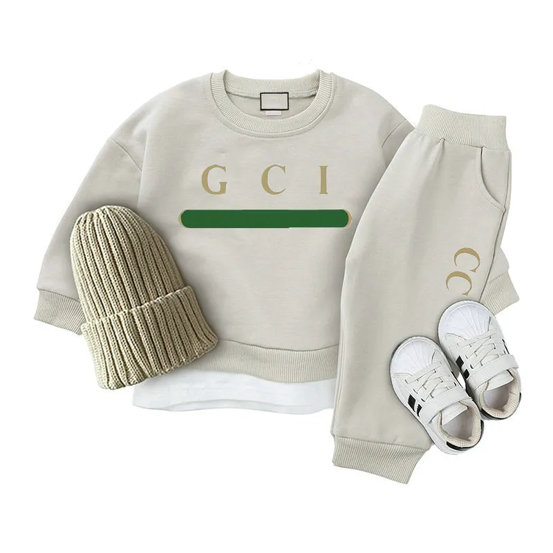 В Stock Designer Kids Clothing Sets Boys Girls Trade Closeuits Sute Letters Печать 2pcs Jacks Bant Suits Cheidlren Повседневная спортивная одежда 2 стиля