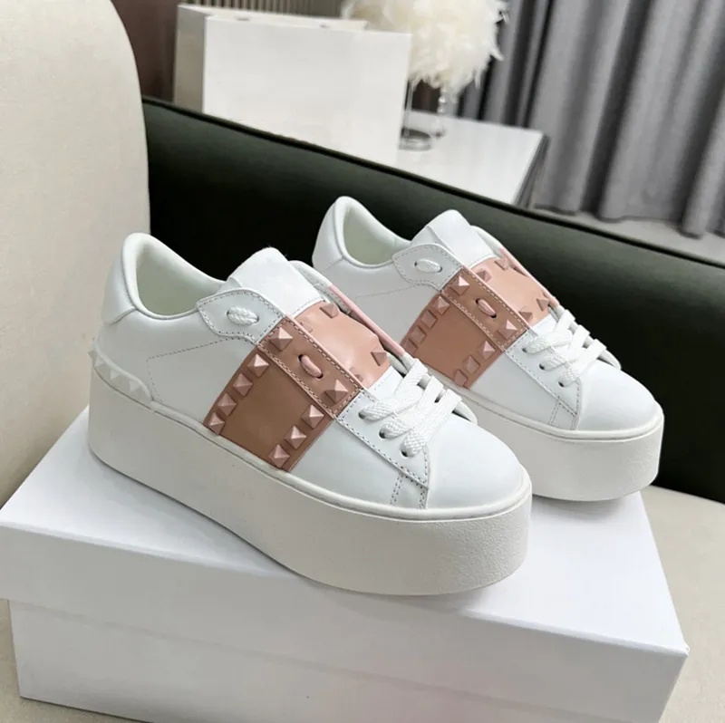 Stud Platform Sneaker Band With Studs Chaussures Femmes Blanc Spike Sneakers Fond Épais Spikes Baskets Mode Casual