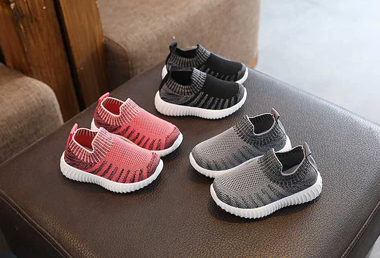 Running shoes for 8 year best sale olds