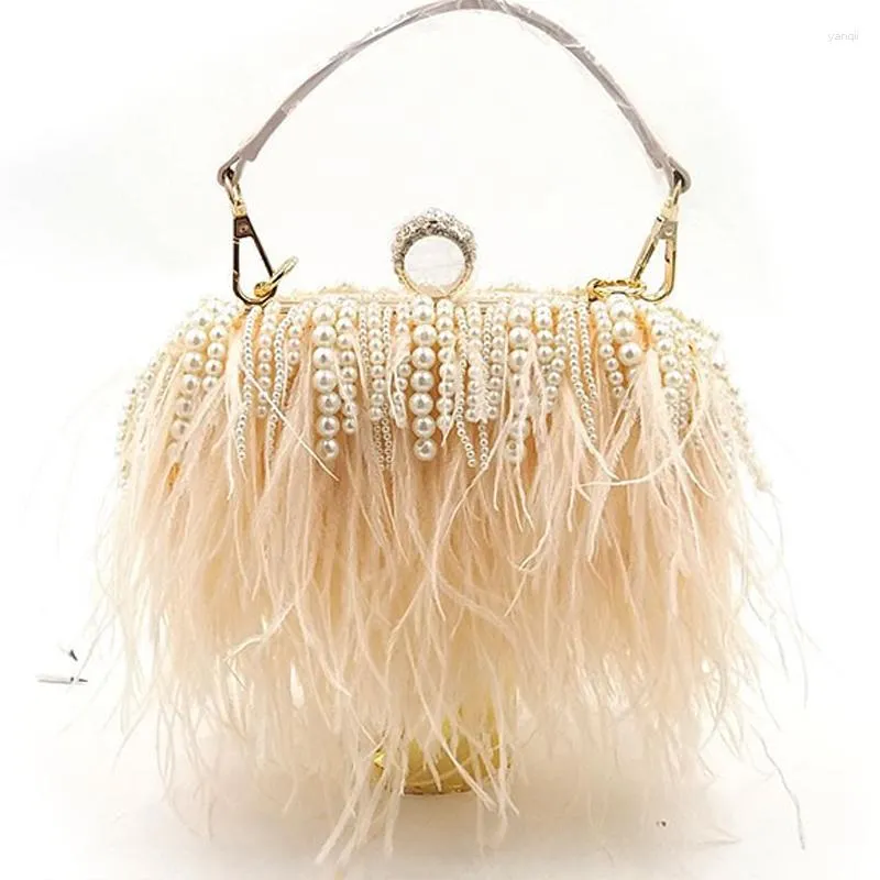 Bolsas de noite 2023 Moda Bolsas de festa de penas Femininas Casamento Pérola Bolsas de borla e bolsa de ombro com corrente Designer