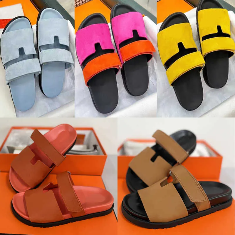 Designer Mens Slides Sandali di lusso Beach Chypre Women Sandalo Classic Pantofola piatta Summer Ladies Infradito in pelle Womens Slide con Box Bag NO450