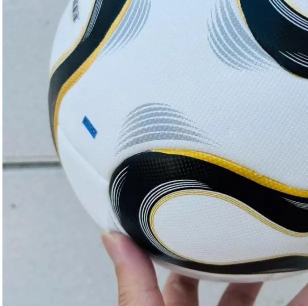 2004 world cup soccer ball