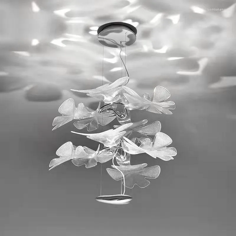 シャンデリアノルディックモダンラグジュアリーリビングルームベッドルームダイニングランプスタディペタル4葉のクローバーデザインロマンチックなアート装飾ランプ